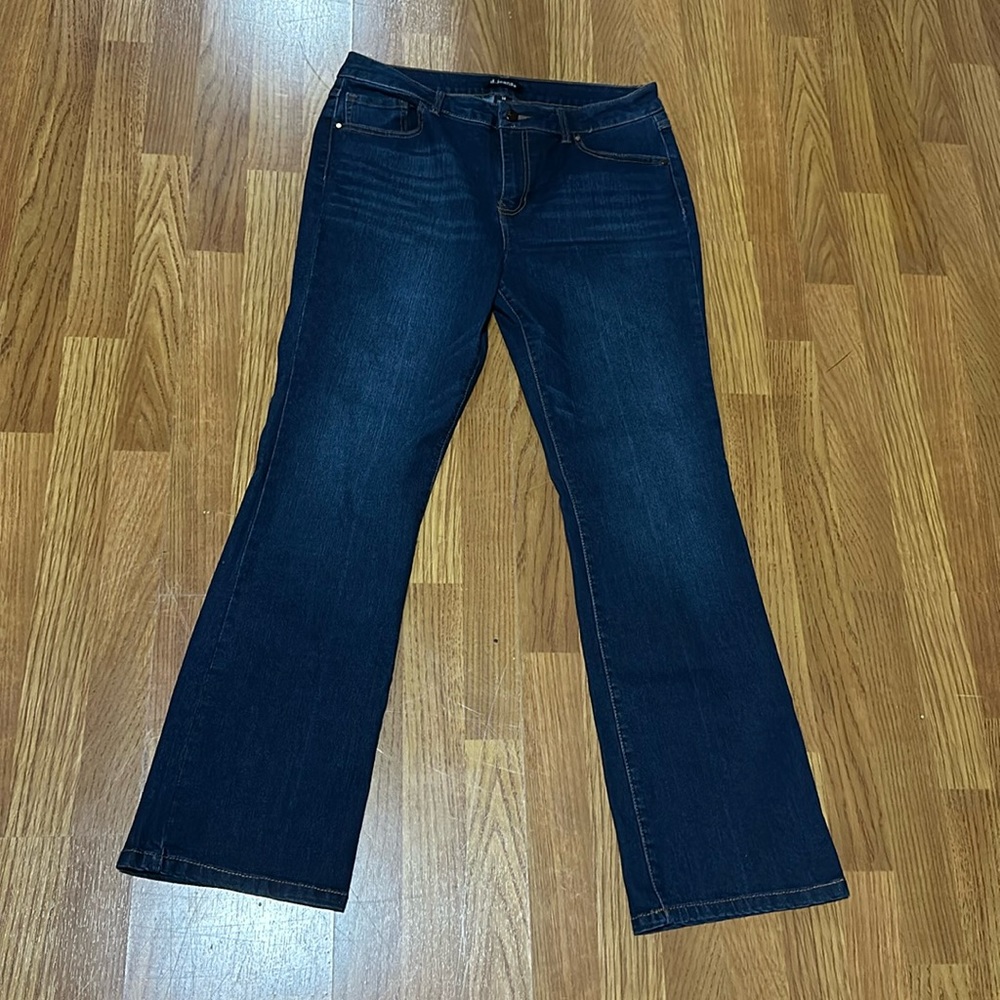 Sz 14 d. Jeans boot cut BNWT